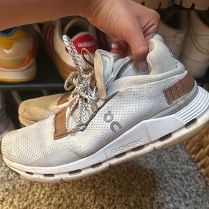 OnCloud Nova Women’s 8.5 White Pearl Brown